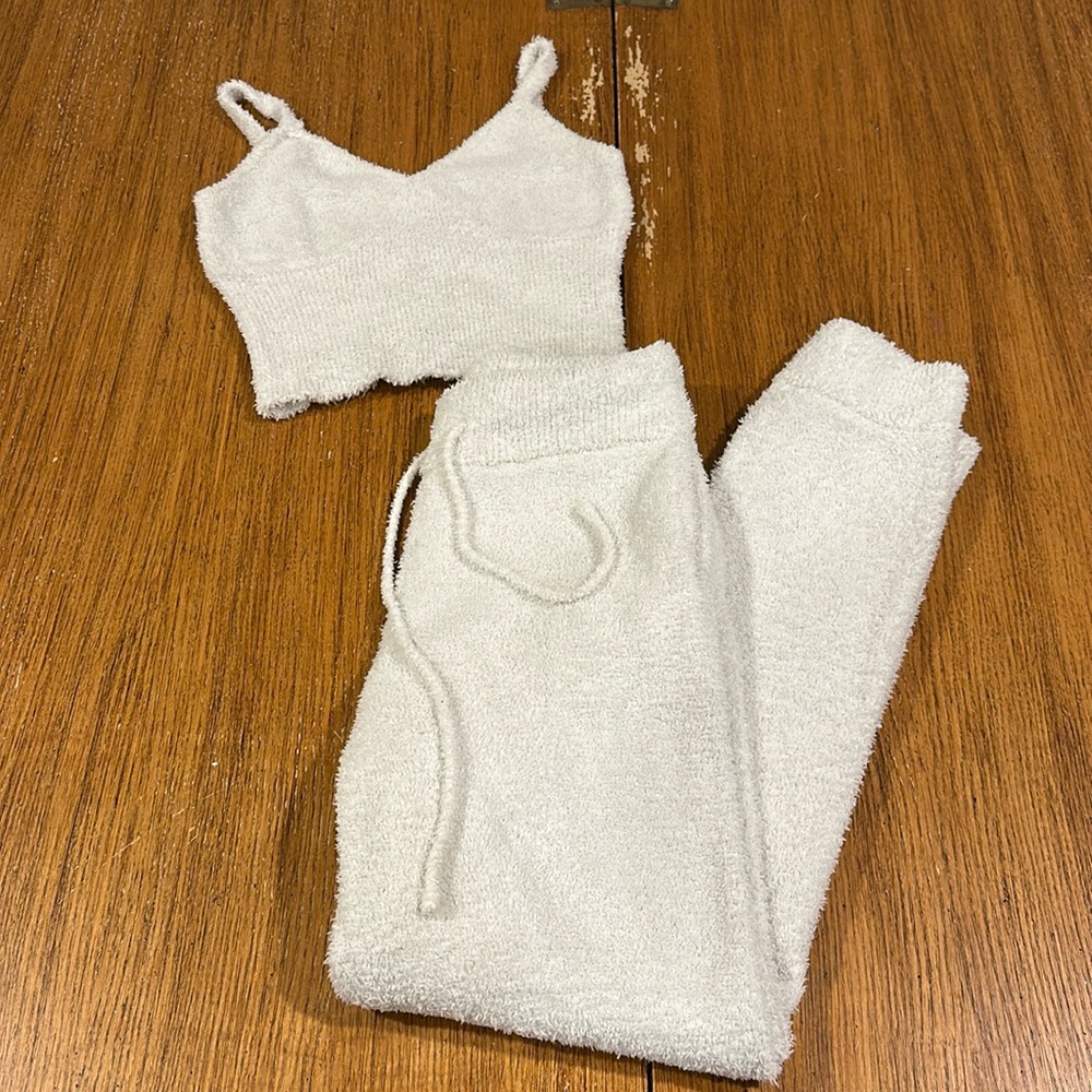 EXPRESS White Fuzzy Set Size XS